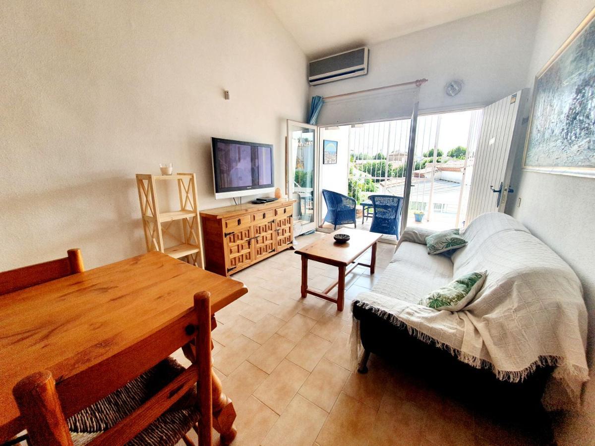 Bonita Casa Con Terraza Y Patio Empuriabrava Bagian luar foto