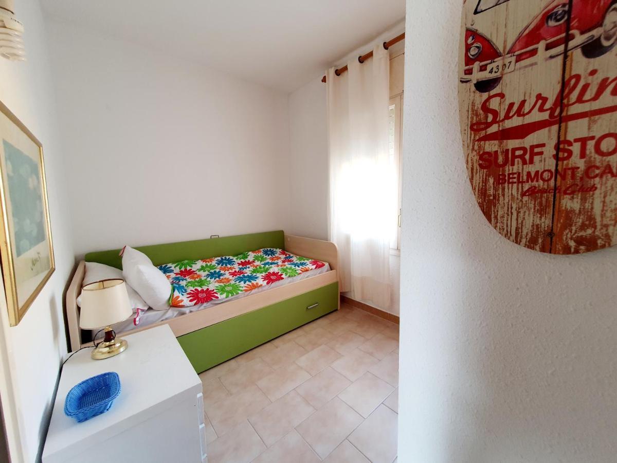 Bonita Casa Con Terraza Y Patio Empuriabrava Bagian luar foto